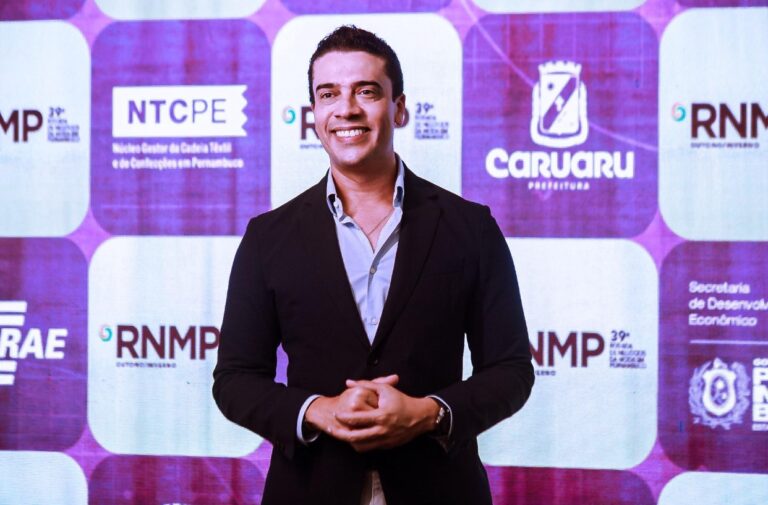 Em rodada de negócios, Rodrigo Pinheiro destaca criação do novo Polo Têxtil de Caruaru 4 Foco Político - Caruaru | Prefeitura de Caruaru | Rodrig Pinheiro